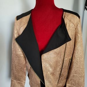 Modern Cropped Blazer